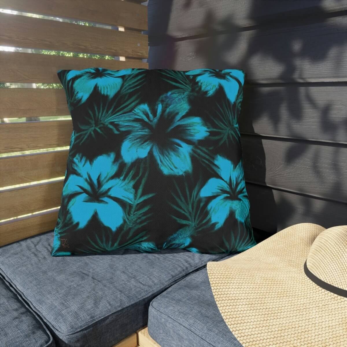 Island Breeze - Outdoor Throw Pillow - The Tiki Yard - Outdoor Throw Pillows